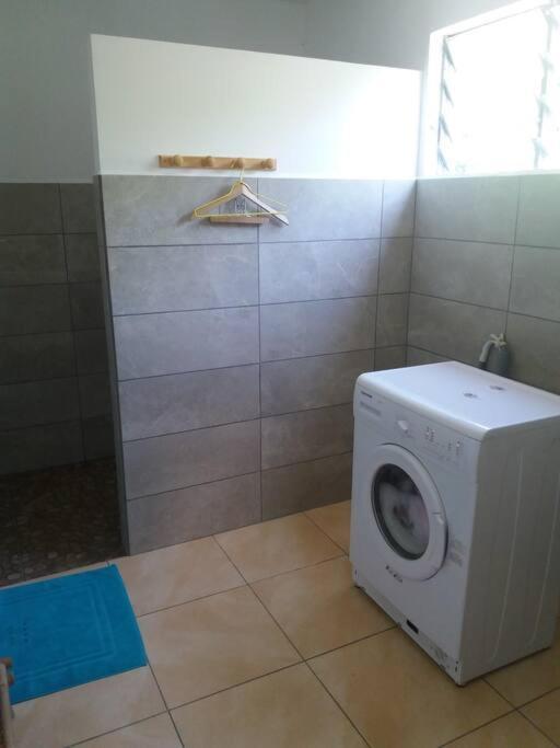 Location Saisonniere Le Clos Des Agrumes Sainte Anne Exterior foto